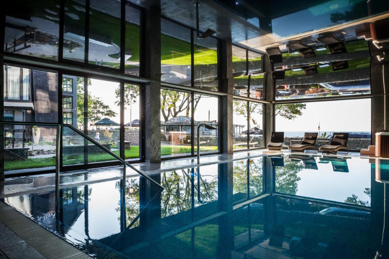 Max Health Resort Spa Устроне Морске Екстериор снимка