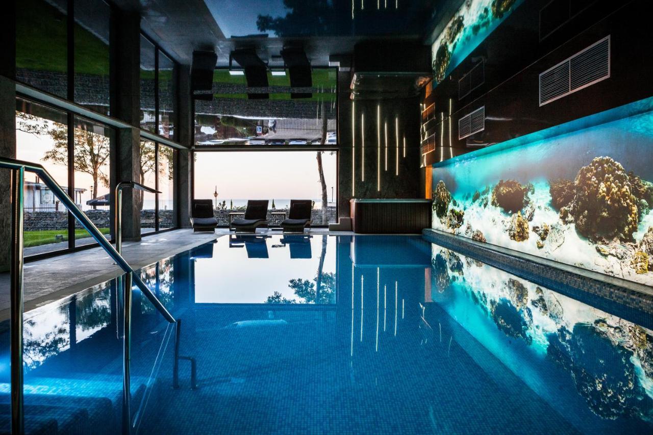 Max Health Resort Spa Устроне Морске Екстериор снимка
